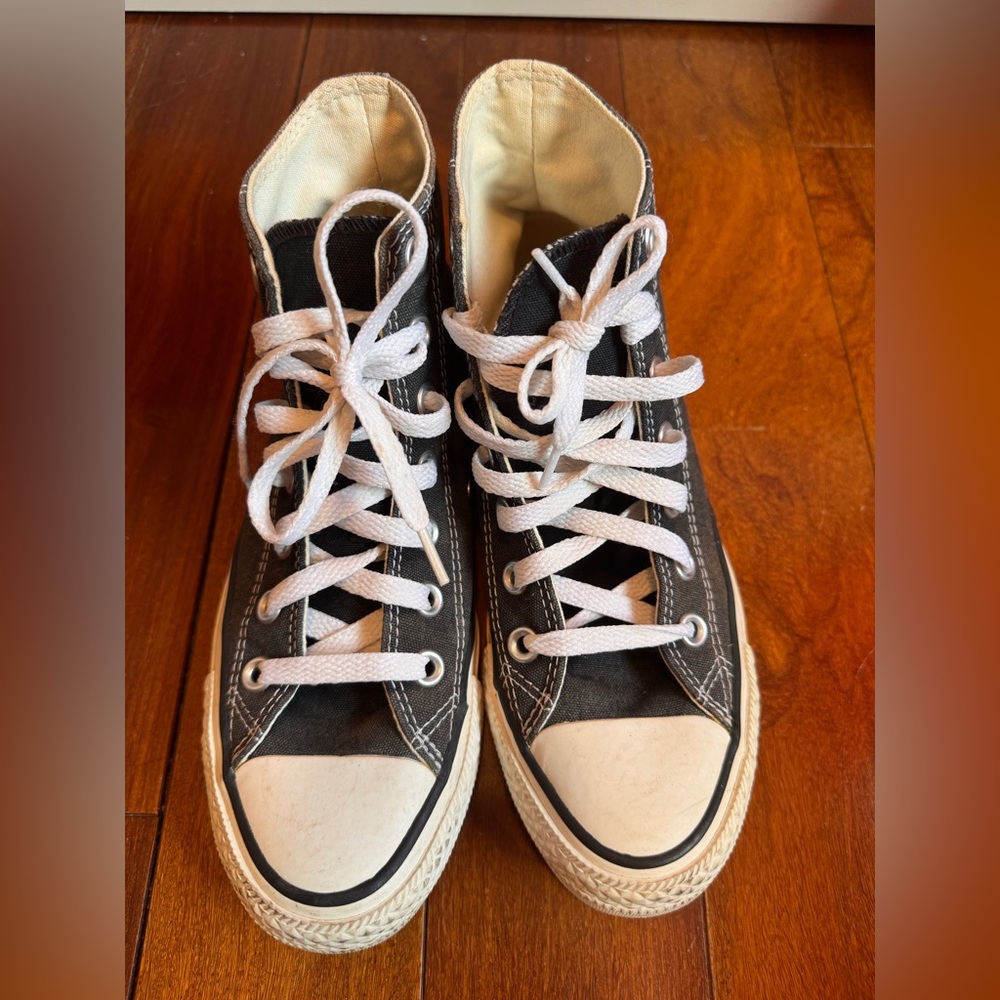 Converse hi tops